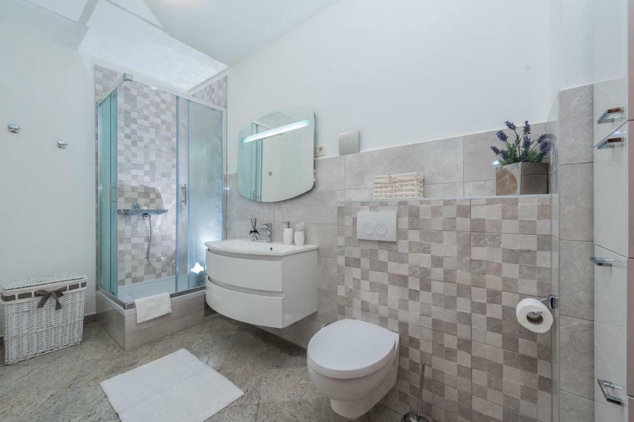 Apartments Very Good Life Preko Luaran gambar